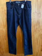 Load image into Gallery viewer, Size 33x32 Eddie Bauer Men's Jeans
