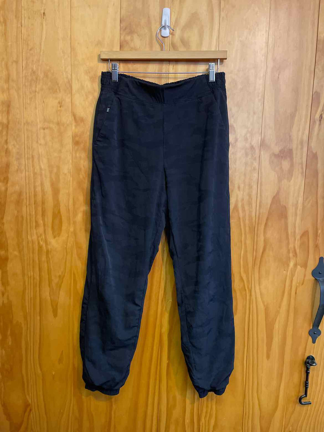 Size 8 Athleta Black Women's Sweatpants