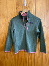 Load image into Gallery viewer, Child Size M Patagonia Girl's Fleece
