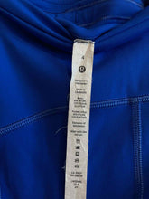 Load image into Gallery viewer, Size 4 Lululemon Blue Women's Leggings

