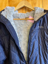Load image into Gallery viewer, Women Size 1X Columbia Navy Women's Winter Jacket
