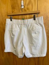 Load image into Gallery viewer, Size L Nike White Women's Shorts
