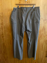 Load image into Gallery viewer, Size 42x30 Kuhl Men's Pants
