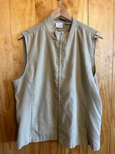 Load image into Gallery viewer, Size XL EP Pro Tan Women&#39;s Vest
