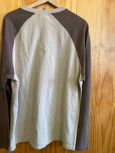 Load image into Gallery viewer, Size X-Large Patagonia Men's Long Sleeve Shirt
