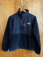 Load image into Gallery viewer, Size Small The North Face Black Women's Fleece Sweatshirt
