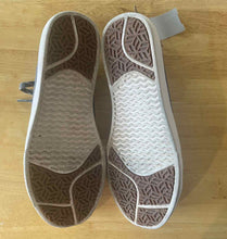 Load image into Gallery viewer, 10.5 Saola Men's Shoes

