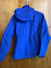 Load image into Gallery viewer, Women Size Medium The North Face Blue Women&#39;s Rain Jacket
