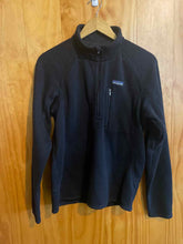 Load image into Gallery viewer, Size Medium Patagonia Men's Fleece
