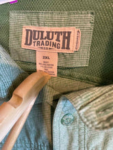 Load image into Gallery viewer, Size 2XL Duluth Trading Men&#39;s Short Sleeve Shirt
