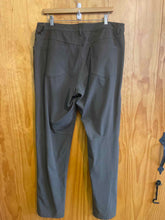 Load image into Gallery viewer, Size 38 Lululemon Men&#39;s Pants
