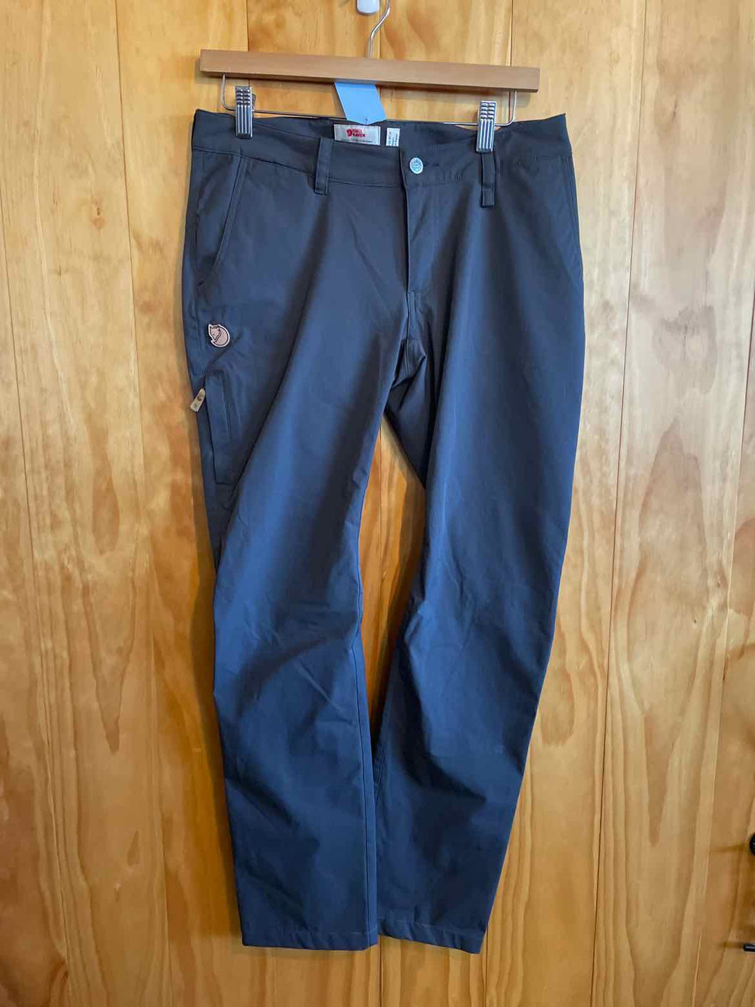 Size 30 Fjall Raven Charcoal Women's Pants