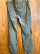 Load image into Gallery viewer, Size 8 Gander Mountain Green Women's Hiking Pants

