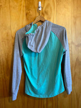 Load image into Gallery viewer, Size M GymShark Teal Women's Hoodie
