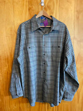 Load image into Gallery viewer, Size XL Pendleton Men's Flannel

