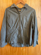 Load image into Gallery viewer, Size XL Petite Eddie Bauer Dark Green Women's Long Sleeve Shirt
