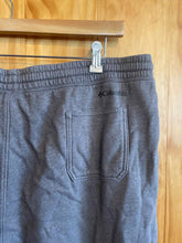 Load image into Gallery viewer, Size XXL Columbia Men&#39;s Sweatpants
