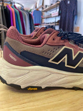 Load image into Gallery viewer, 11.5 New Balance Men's Shoes
