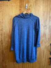 Load image into Gallery viewer, Size Medium Athleta Purple Women&#39;s Sweater &amp; Sweatshirt
