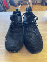 Load image into Gallery viewer, Shoe Size 9 Puma Black Shoes
