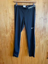 Load image into Gallery viewer, Size Large Nike Black Women&#39;s Leggings
