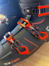 Load image into Gallery viewer, Lange 28.5 Downhill Boots
