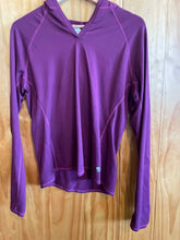 Load image into Gallery viewer, Size L Mountain Hardwear Magenta Women's Sweater &amp; Sweatshirt
