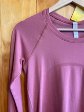 Load image into Gallery viewer, Size 6 Lululemon Pink Women's Long Sleeve Shirt
