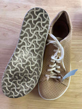 Load image into Gallery viewer, 45 Birkenstock Men&#39;s Shoes
