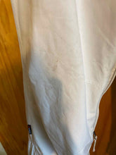 Load image into Gallery viewer, Size M Turbine White Women&#39;s Snow Pants
