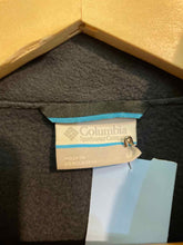 Load image into Gallery viewer, Size M Columbia Men&#39;s Vest
