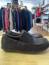 Load image into Gallery viewer, 12 Patagonia Men's Shoes

