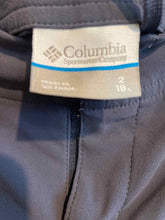 Load image into Gallery viewer, Size 2 Columbia Blueberry Women's Capris
