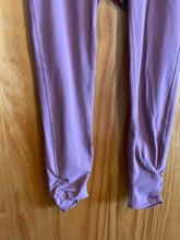 Load image into Gallery viewer, Size 6 Lululemon Pink Women&#39;s Leggings
