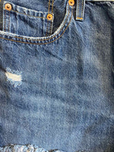 Load image into Gallery viewer, Size 29 Levi's Blue Women's Shorts
