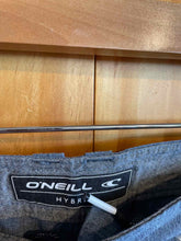 Load image into Gallery viewer, Size 32 O'neill Men's Shorts
