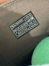 Load image into Gallery viewer, Women&#39;s Shoe Size 8 Teva Black Boots
