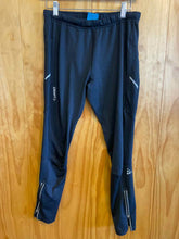 Load image into Gallery viewer, Size M Craft Men's Pants
