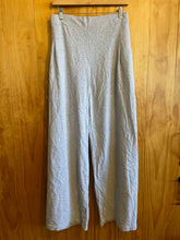 Load image into Gallery viewer, Size XXL Aerie light grey Women's Sweatpants
