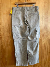 Load image into Gallery viewer, Size 34 Dickies Men&#39;s Pants
