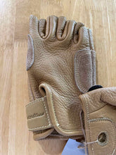Load image into Gallery viewer, Metolious Gloves
