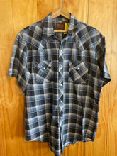 Load image into Gallery viewer, Size L BJ-R Men's Short Sleeve Shirt
