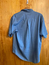 Load image into Gallery viewer, Size Large American Eagle Men's Short Sleeve Shirt
