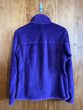 Load image into Gallery viewer, Size M Patagonia Purple Women's Sweater &amp; Sweatshirt
