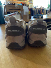 Load image into Gallery viewer, Shoe Size 10 Merrell Tan Hiking Shoes
