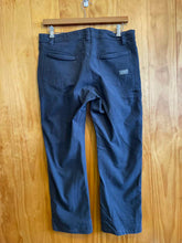 Load image into Gallery viewer, Size 34 Eddie Bauer Men's Pants
