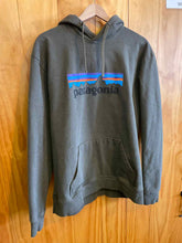 Load image into Gallery viewer, Size X-Large Patagonia Men's Sweater &amp; Sweatshirt
