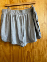 Load image into Gallery viewer, Size 1X Nike Grey Women's Shorts
