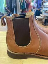 Load image into Gallery viewer, Women&#39;s Shoe Size 7.5 Red Wing Brown Boots
