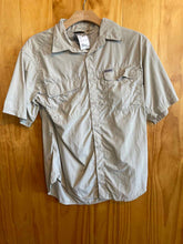 Load image into Gallery viewer, Size Large Columbia Men's Short Sleeve Shirt
